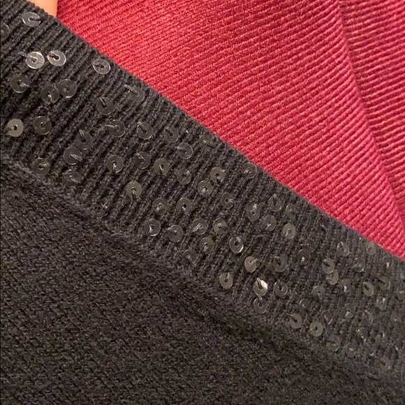 Black sweater with sequin accents - Picture 3 of 5